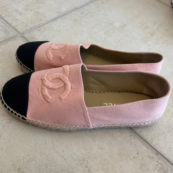 Chanel Denim Toile CC Espadrilles 36 Pink Black - Picture 2 of 6